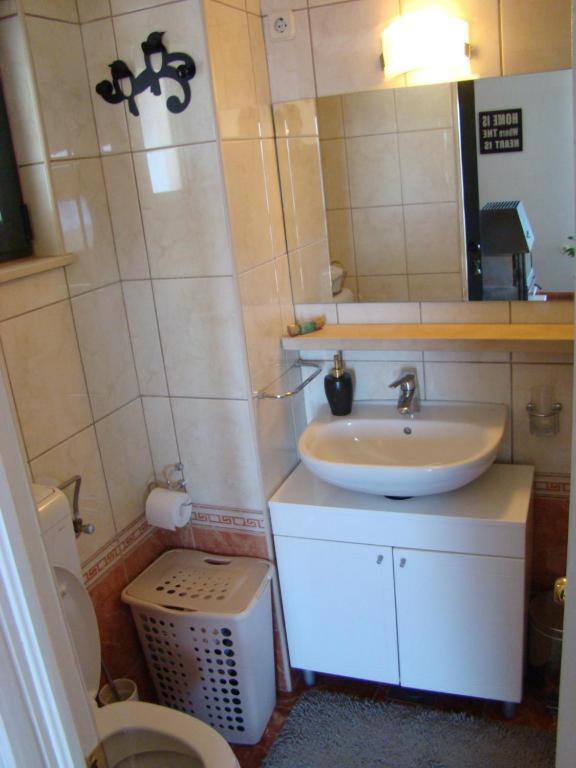 פודגורה Holliday Home Alida With Jacuzzi מראה חיצוני תמונה